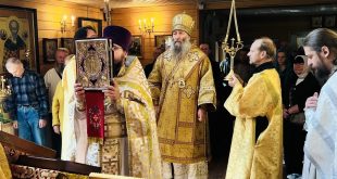 В Борисоглебском храме Дальнегорска торжественно встретили мощи преподобного Серафима Саровского (+ Фото + Видео)